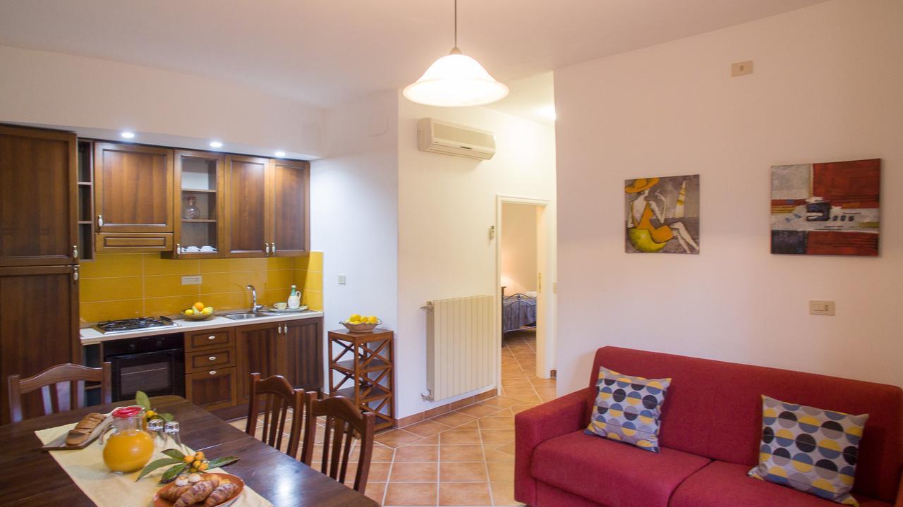 Residence E B&B Villamirella Palinuro Bagian luar foto